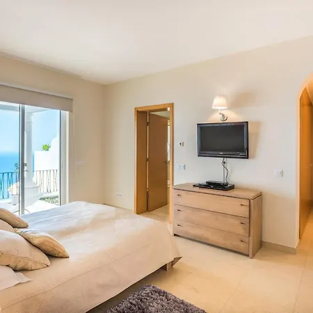 La Terrasse Palheiro Village With Private Pool By Hr Madeira Funchal (Madeira)